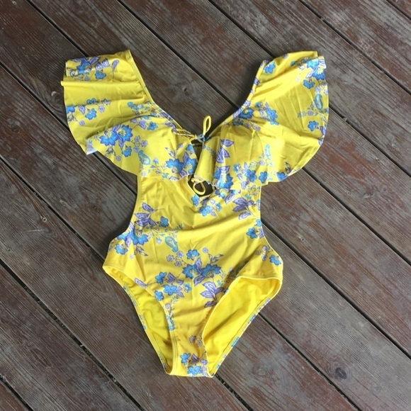 Sam Edelman Floral Ruffle One Piece Swimsuit - Picture 4 of 11